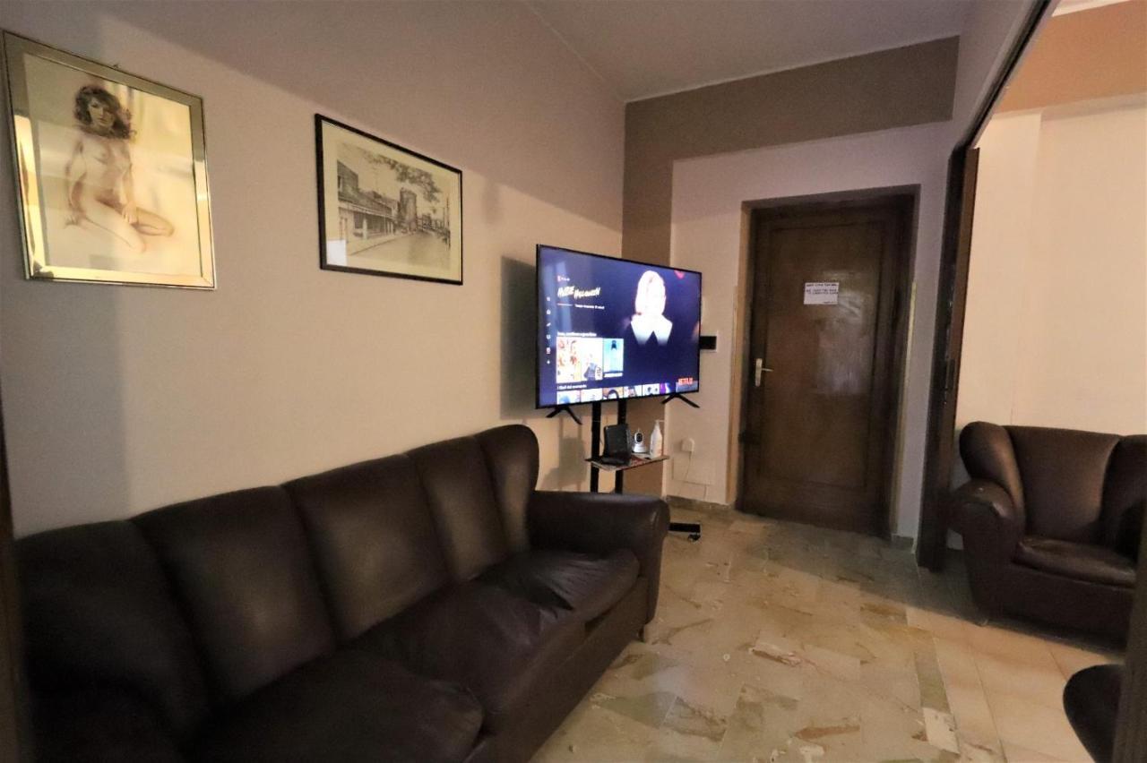 Апартаменты Casa Studenti E Giovani Turisti Fkk - Giochi Di Societa Ed Intimo Party - Volontari Benvenuti Палермо Экстерьер фото